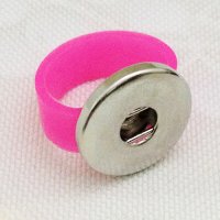 Silikónový Snap prsteň ružový