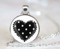 Strieborný náhrdelník Bodkované srdce