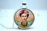 Strieborný náhrdelník Frida Kahlo