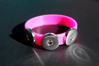 Detský silikónový náramok pre 3 buttony- ružový